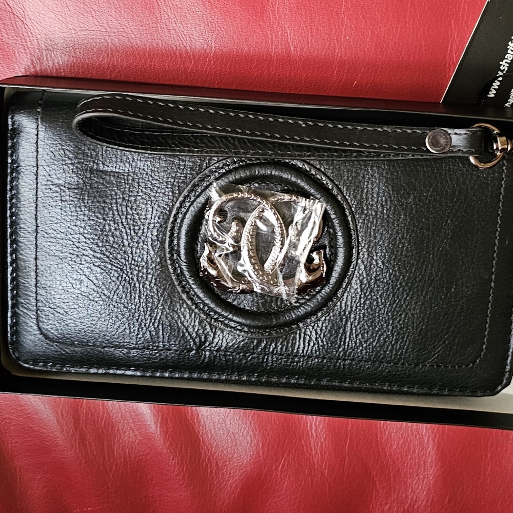 Sharif Black Leather Wristlet Clutch